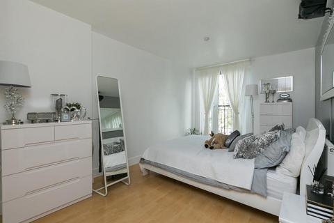 2 bedroom flat to rent, Waterfront gait, Granton, Edinburgh, EH5