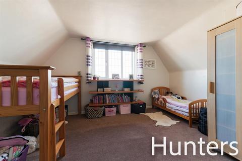 205a Kingston Road, Epsom, KT19 0AB