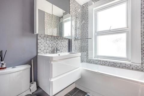 3b Byne Road, London, SE26 5JF