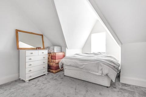 3b Byne Road, London, SE26 5JF