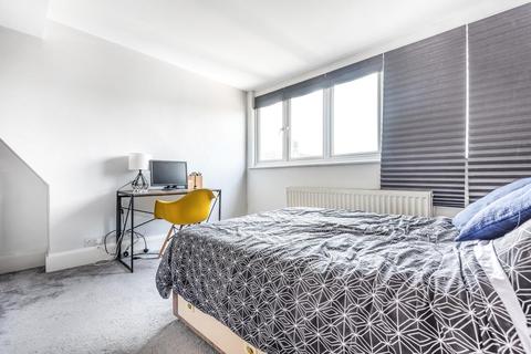 3b Byne Road, London, SE26 5JF