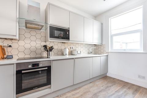 3b Byne Road, London, SE26 5JF