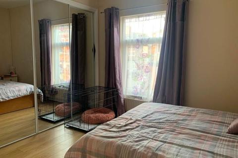 6 Stanhope Road, Northampton, NN2 6JX