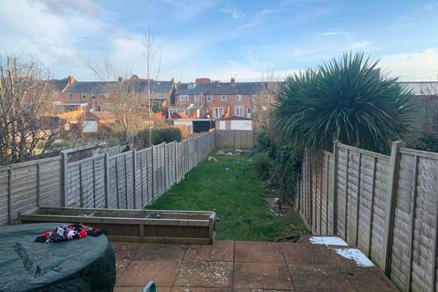 6 Stanhope Road, Northampton, NN2 6JX