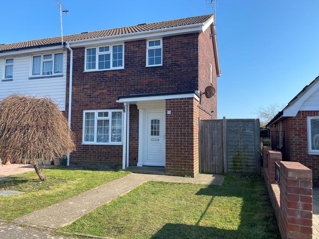 Flansham Park, Bognor Regis 2 bed end of terrace house £925 pcm (£213 pw)