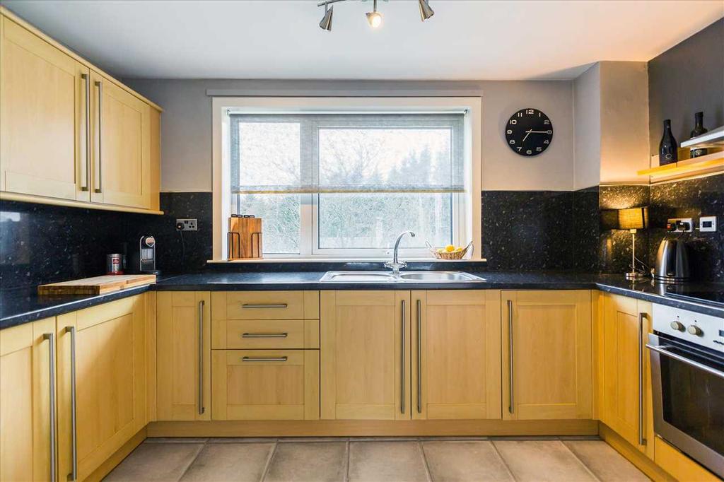 Kitchen (1)