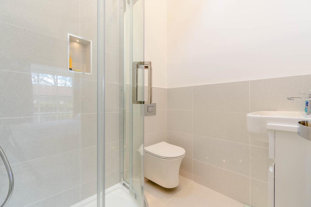 En Suite Shower Room
