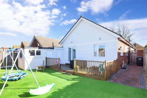 90 Cambria Crescent, Gravesend, DA12 4NZ