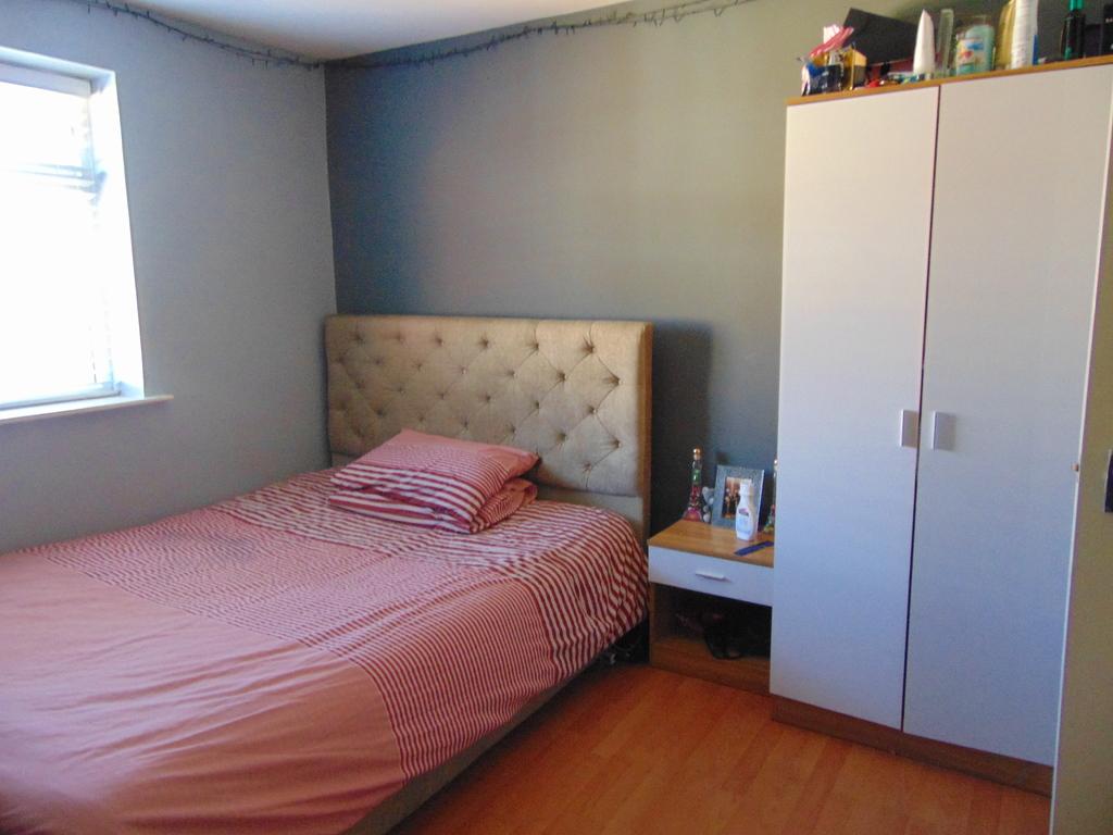 9. Bedroom 2.JPG