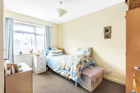 4 Church End, Standlake, Witney, OX29 7SG