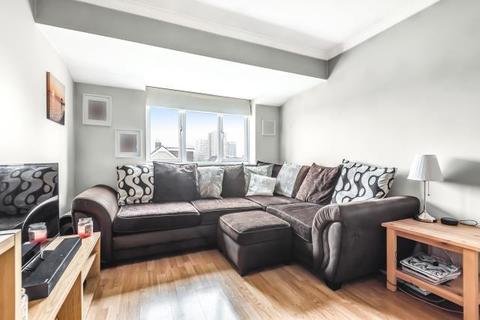 135 Seymour Way, Sunbury-on-thames, TW16 7NL