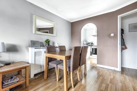 135 Seymour Way, Sunbury-on-thames, TW16 7NL