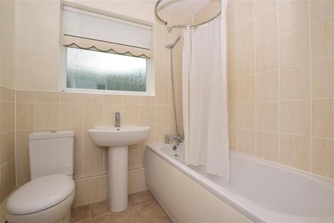 1 Orchard Close, Whitfield, Dover, CT16 3LD