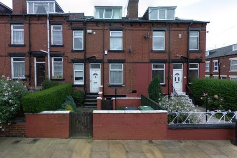 2 bedroom terraced house to rent, Garnet Crescent, Beeston, Leeds, LS11 5JT