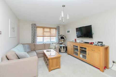 17 Casher Road, Maidenbower, Crawley, RH10 7JG