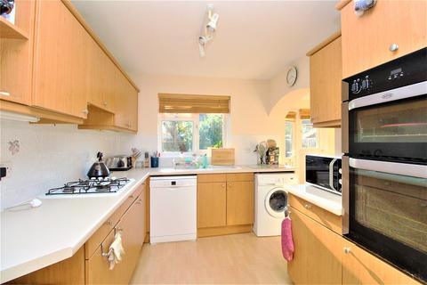 17 Casher Road, Maidenbower, Crawley, RH10 7JG