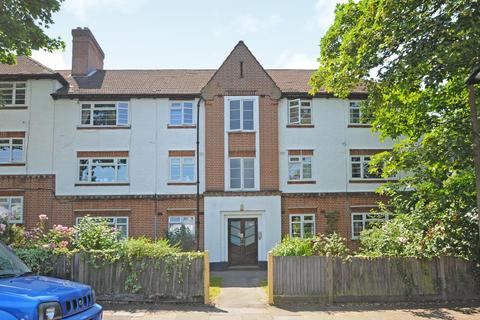 Flat 6, Manor Court Manor Road, Twickenham, TW2 5DL