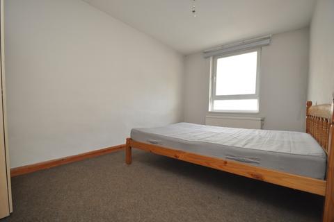 3 bedroom maisonette to rent, Bavaria Road, Upper Holloway