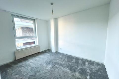 3 bedroom maisonette to rent, Bavaria Road, Upper Holloway