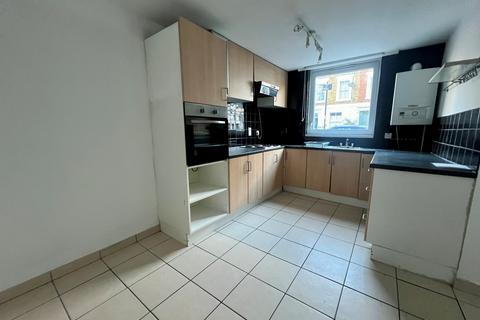 3 bedroom maisonette to rent, Bavaria Road, Upper Holloway