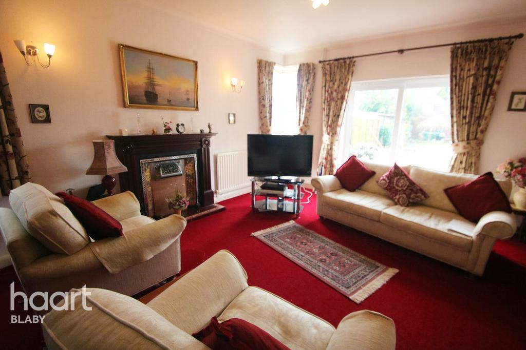 Lutterworth Road, Blaby 3 bed bungalow