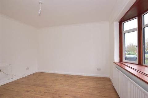 7 Hunt Road, Northfleet, Gravesend, DA11 8JT