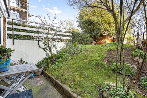 Flat 5, Heron House Church Grove, Kingston Upon Thames, KT1 4AR