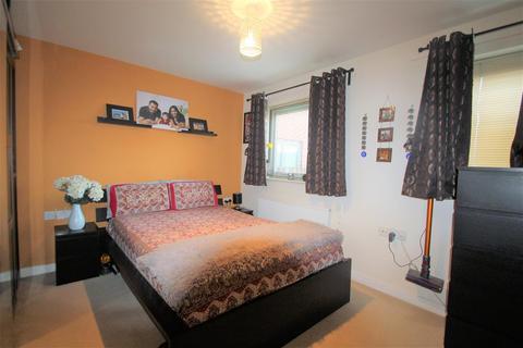 Flat 1, 20 Lewin Terrace, Feltham, TW14 8ED