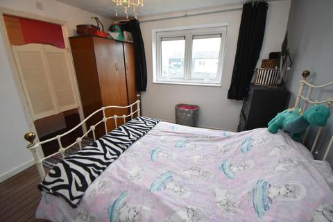 30 Red Hill Grove, Birmingham, B38 9RZ