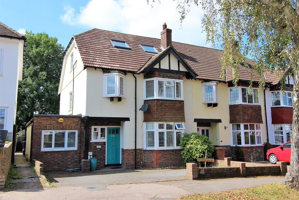 8 Glenfield Road, Banstead, Surrey 4 bed end of terrace house £750,000
