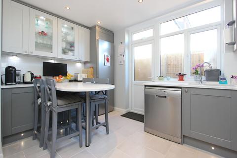 49 Diceland Road, Banstead, SM7 2ET