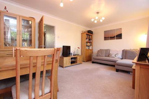 49 Diceland Road, Banstead, SM7 2ET