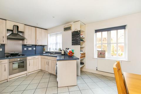 2 bedroom semi-detached house to rent, Printers Row, Staple Gardens, Winchester