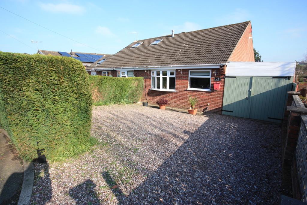 Spey Drive, Kidsgrove, StokeonTrent 2 bed semidetached bungalow £