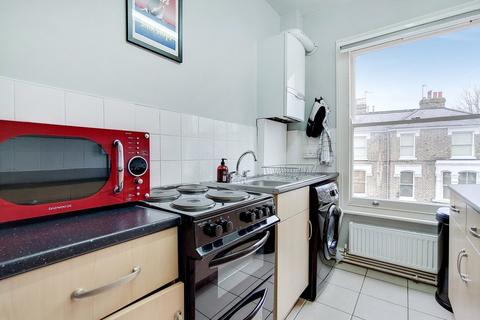 Flat B, 59 Tabley Road, London, N7 0NB