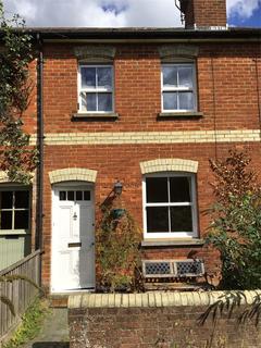 3 bedroom terraced house to rent - Victoria Road, Farnham, Surrey, GU9