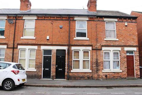 2 bedroom terraced house to rent - Warwick Street, Nottingham