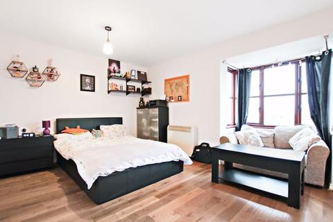 95a Chalice Way, Greenhithe, DA9 9PR
