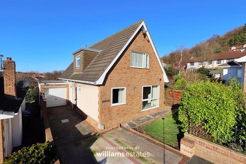 6 Parc Bron Deg, Dyserth, Rhyl, LL18 6BQ