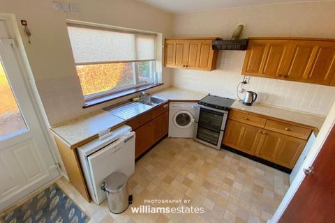 6 Parc Bron Deg, Dyserth, Rhyl, LL18 6BQ