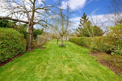 16 Dering Road, Herne Bay, CT6 5RD