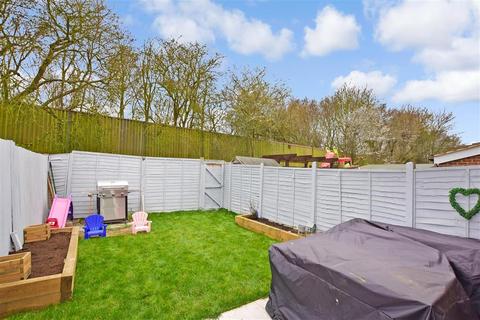 64 Henley Deane, Northfleet, Gravesend, DA11 8SX