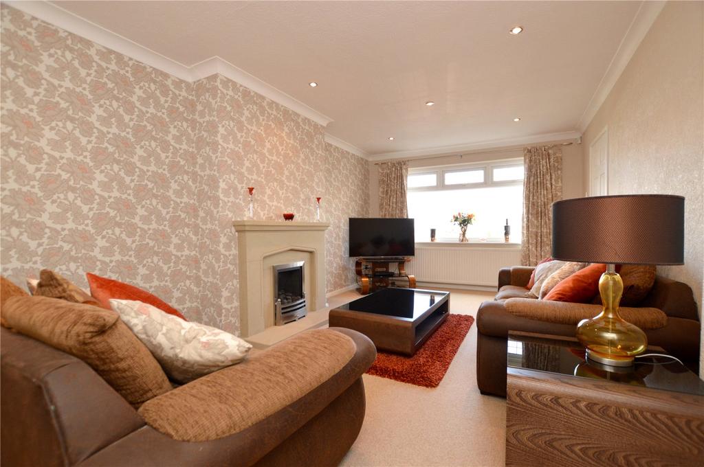 Greentop, Pudsey 3 bed semidetached house £279,000