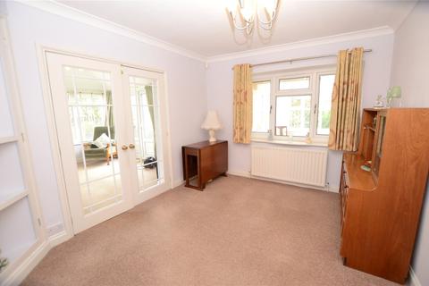 48 All Saints Drive, Woodlesford, Leeds, LS26 8NF