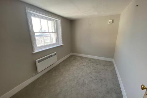 2 bedroom flat to rent, Sussex Square, Brighton, East Sussex, BN2 1FJ