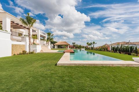 7 bedroom villa, Lugar Urbanizacion Lomas de Rio Verde, Spain