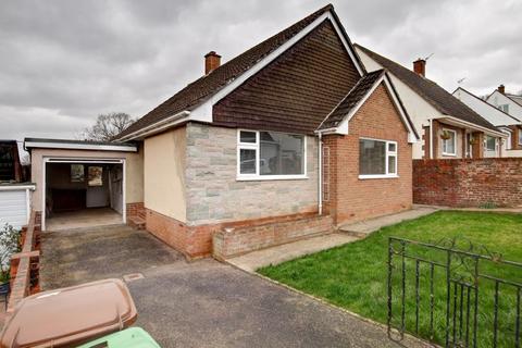 2 bedroom detached bungalow to rent, Saxon Avenue, Exeter