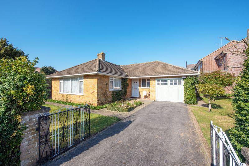 Keld Drive, Uckfield 3 bed bungalow £385,000