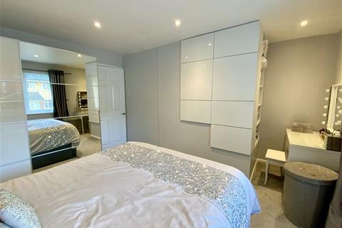52 Beacon Way, Sheffield, S9 1EB