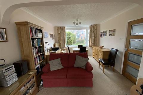 30 Arnold Avenue, Sheffield, S12 3JB